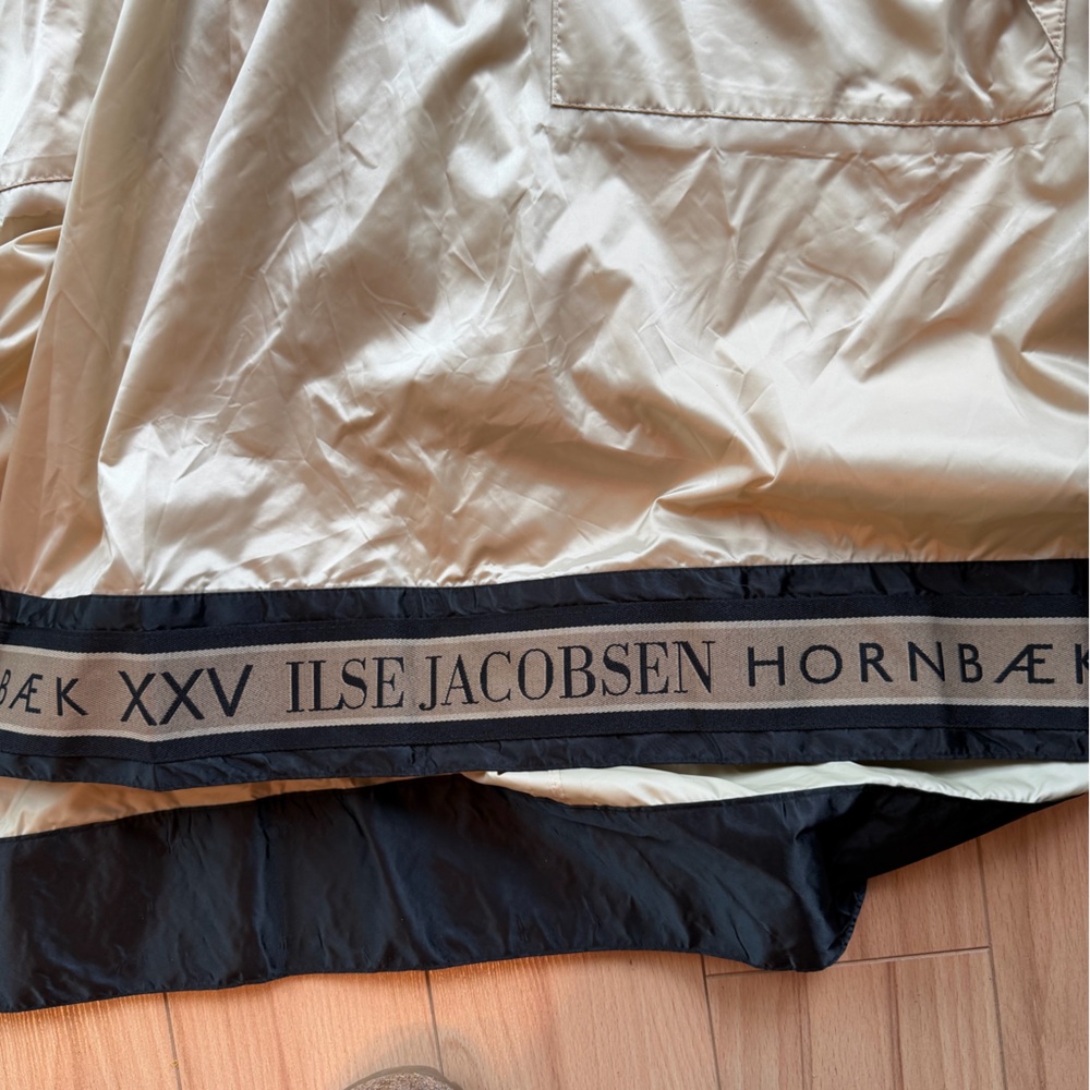 Ilse Jacobsen Gold Raincoat Poncho - Picture 3 of 8